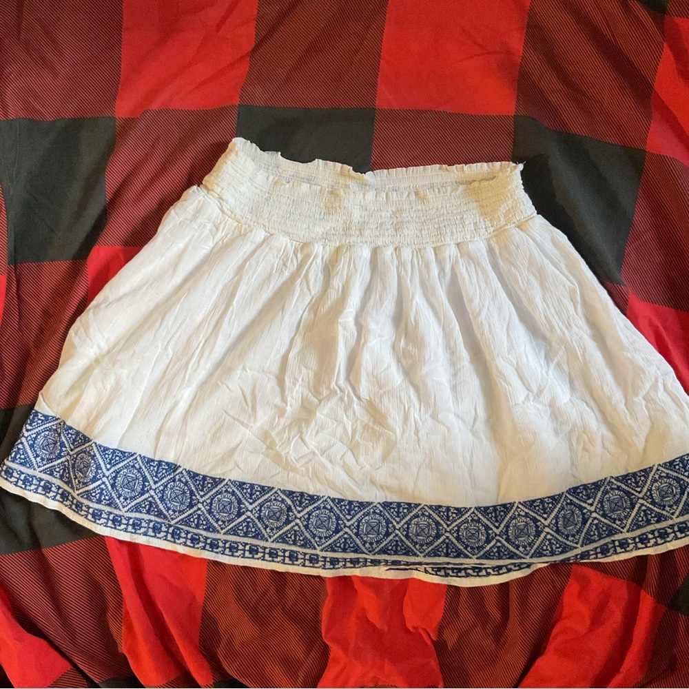 Old Navy white mini skirt